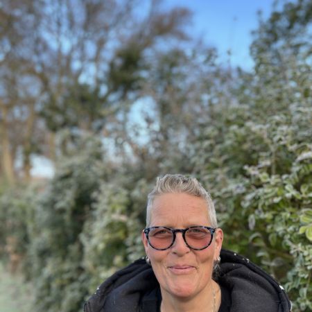Woud – WOUD Texel Woud – WOUD Texel Wir von Woud Die Natur spielt eine wesentliche Rolle in unserer Unternehmensphilosophie. Wie für den Wald um uns herum gilt auch für Woud: Alles ist miteinander...